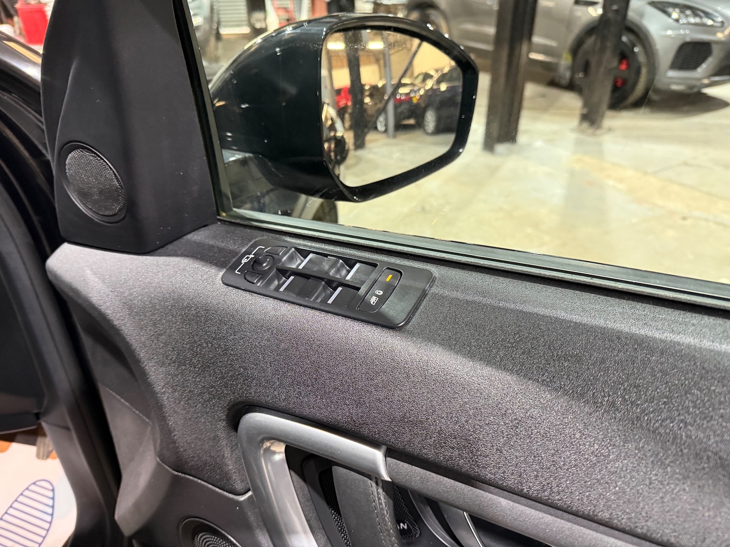 Used Land Rover Discovery Sport 2019 for sale - 77084139: Photo 26