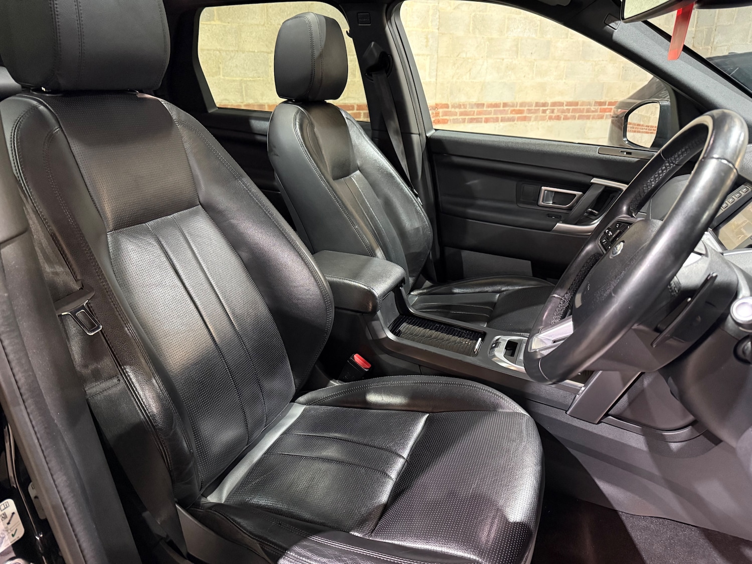 Used Land Rover Discovery Sport 2019 for sale - 77084139: Photo 29