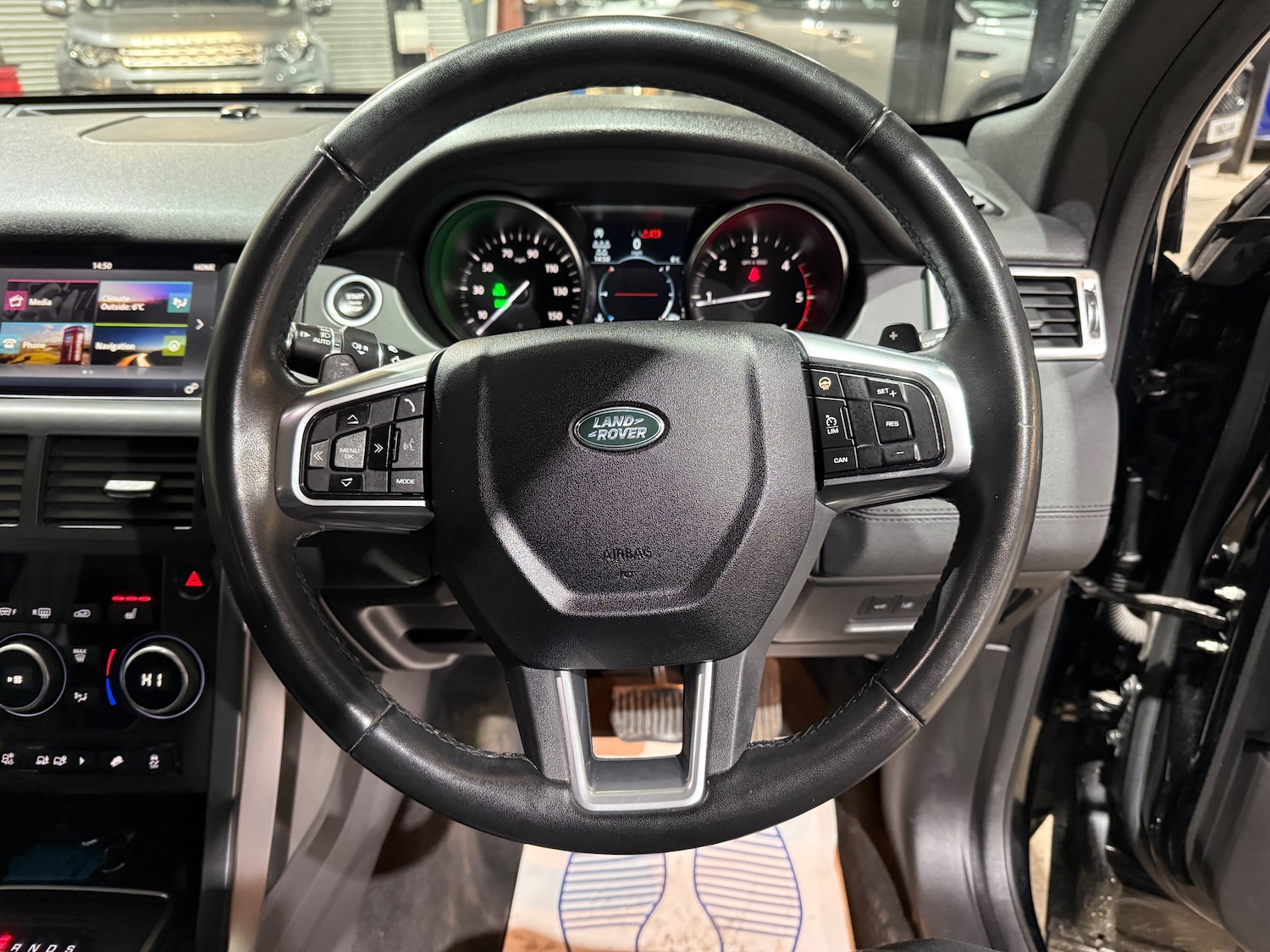 Used Land Rover Discovery Sport 2019 for sale - 77084139: Photo 32