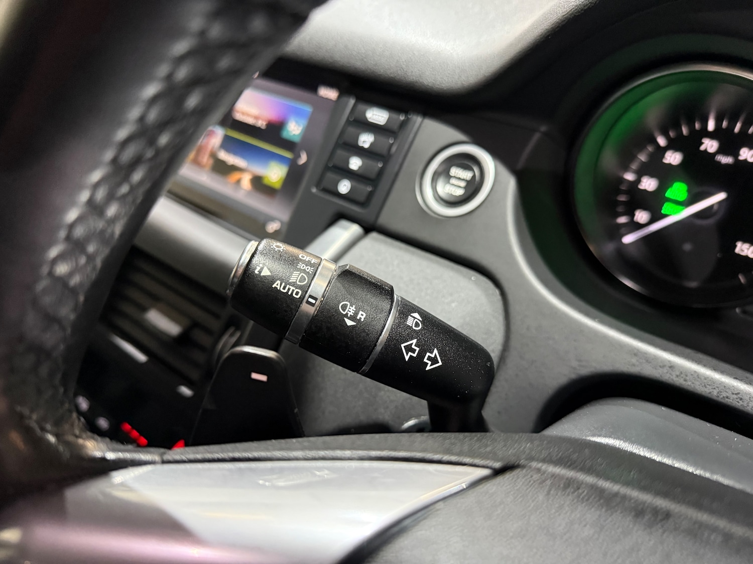 Used Land Rover Discovery Sport 2019 for sale - 77084139: Photo 37