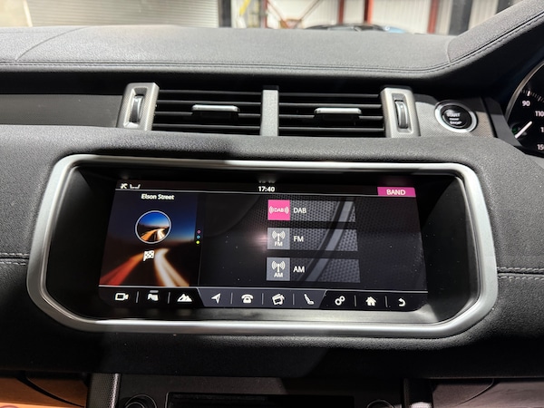 Used Land Rover Range Rover Evoque 2018 for sale - 76169273: Photo 40
