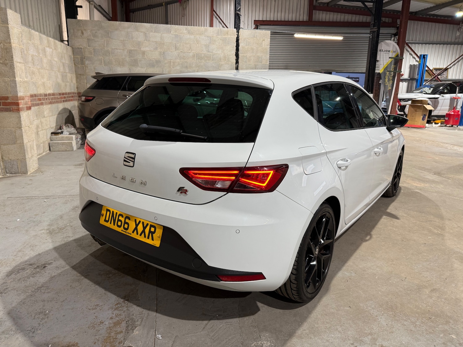 Used SEAT Leon 2016 for sale - 76391915: Photo 3