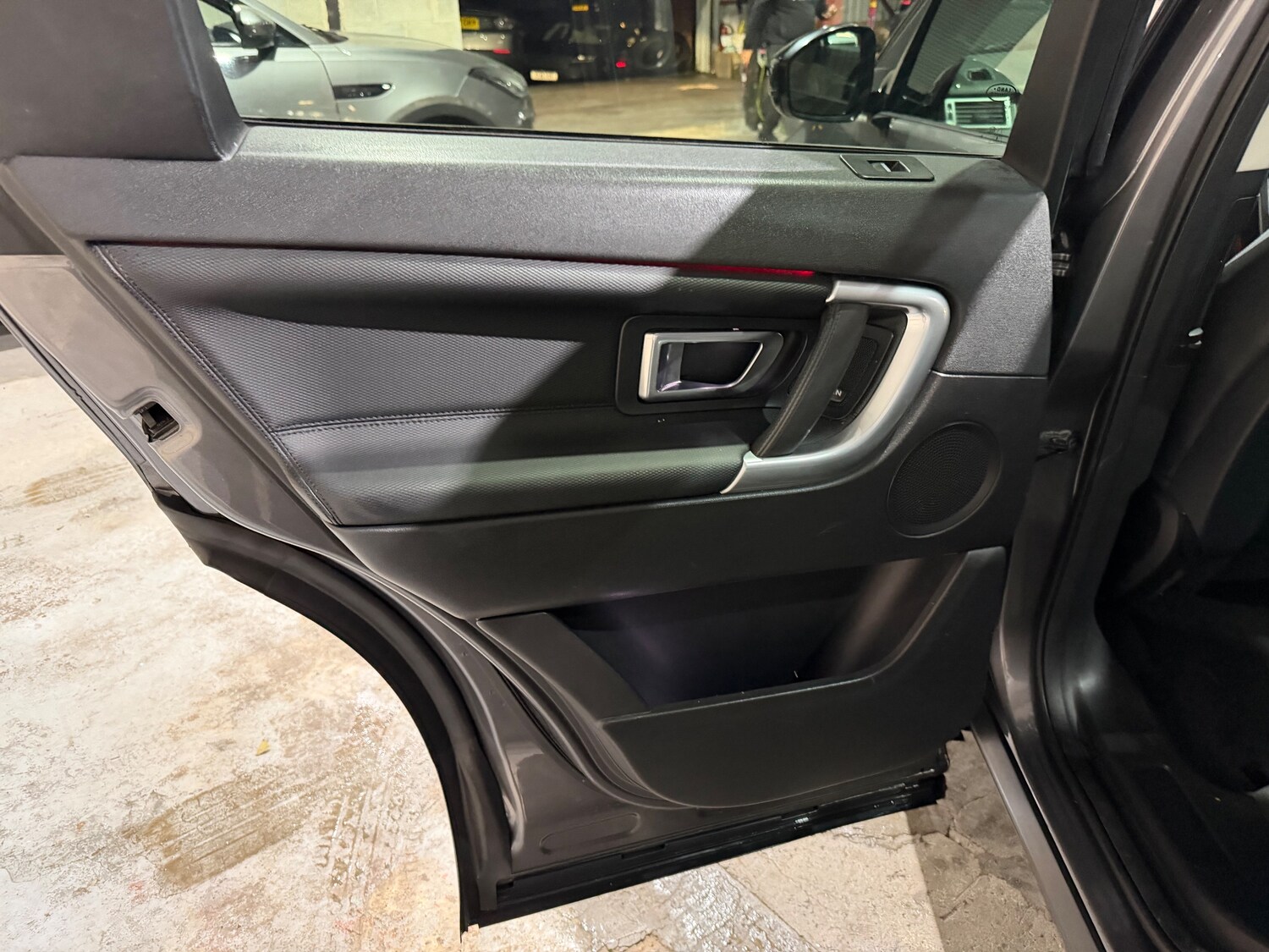 Used Land Rover Discovery Sport for sale - 76999593: Photo 14