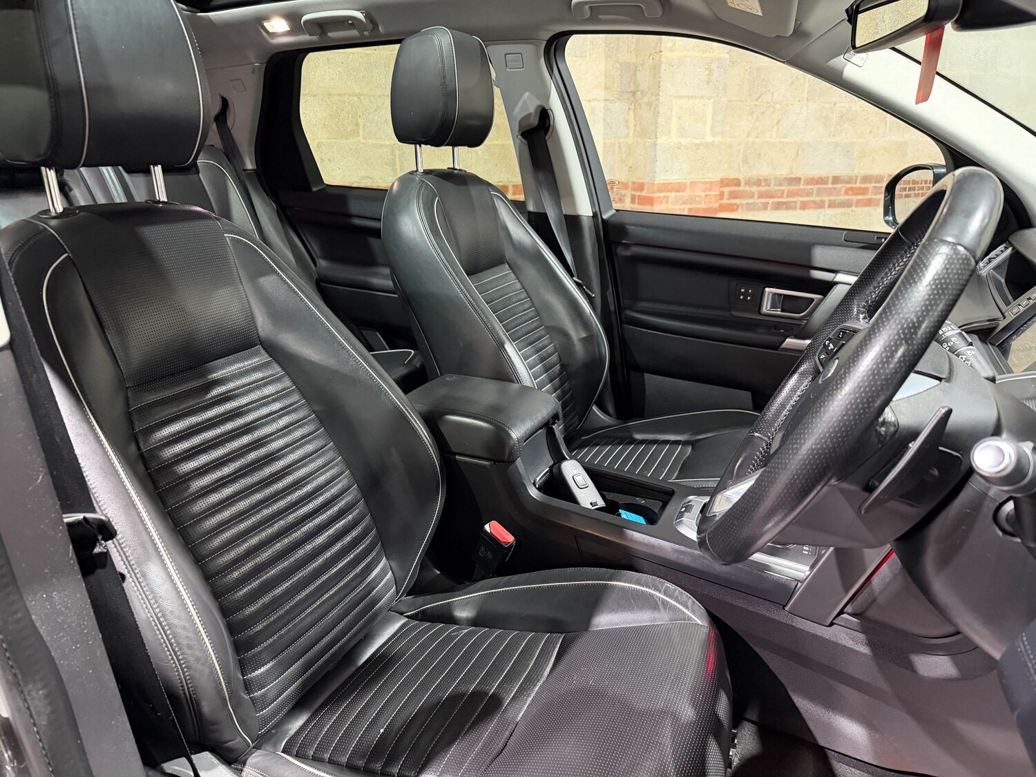 Used Land Rover Discovery Sport for sale - 76999593: Photo 32