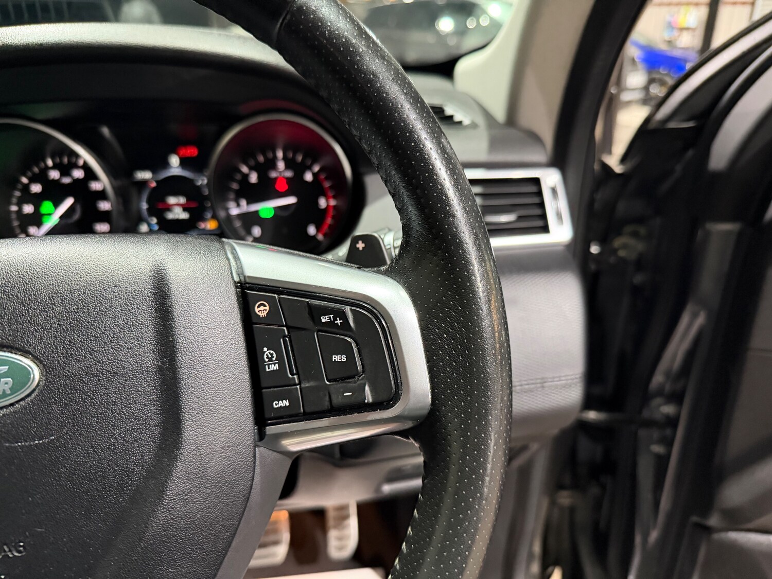 Used Land Rover Discovery Sport for sale - 76999593: Photo 37