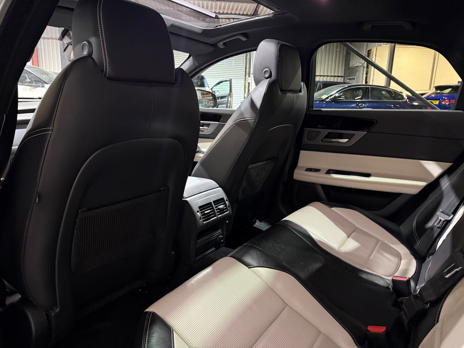 Used Jaguar XF 2017 for sale - 76445602: Photo 15