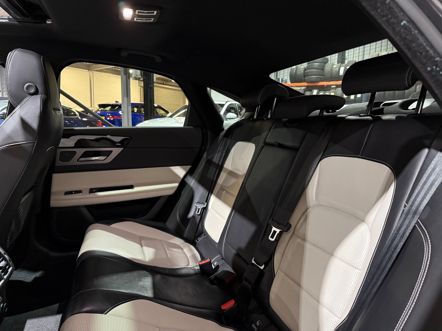 Used Jaguar XF 2017 for sale - 76445602: Photo 16