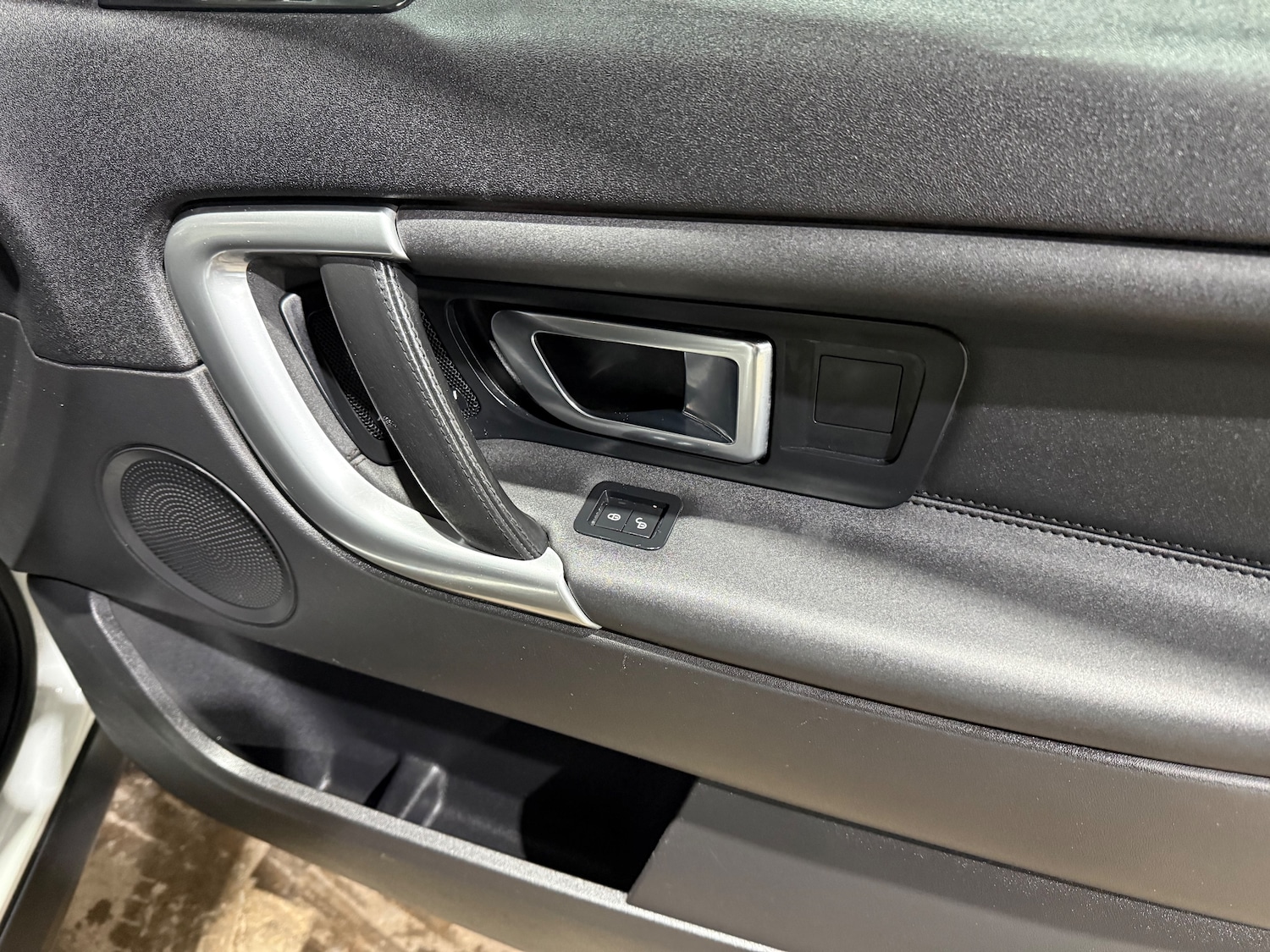 Used Land Rover Discovery Sport 2018 for sale - 77259072: Photo 27