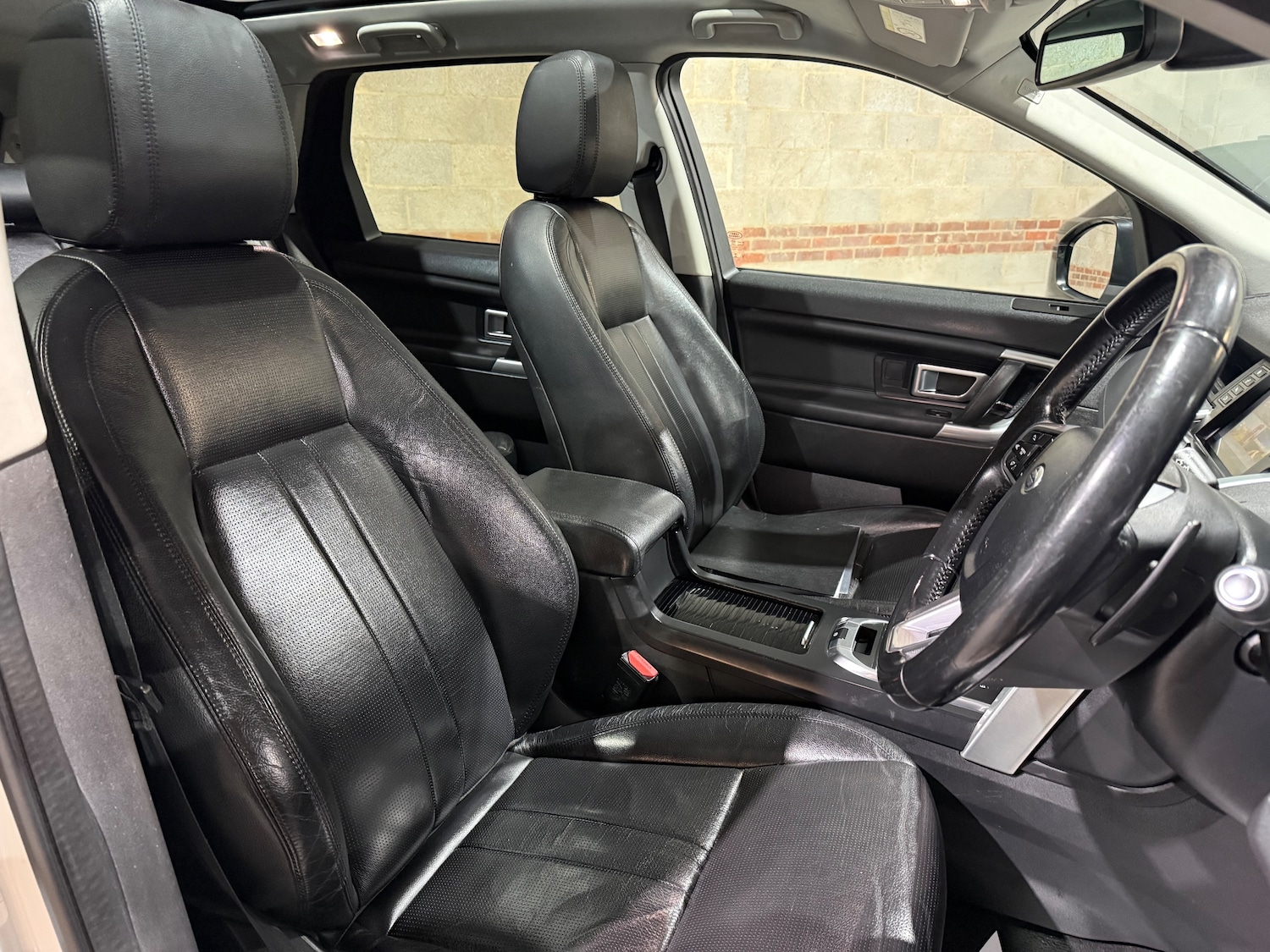 Used Land Rover Discovery Sport 2018 for sale - 77259072: Photo 31