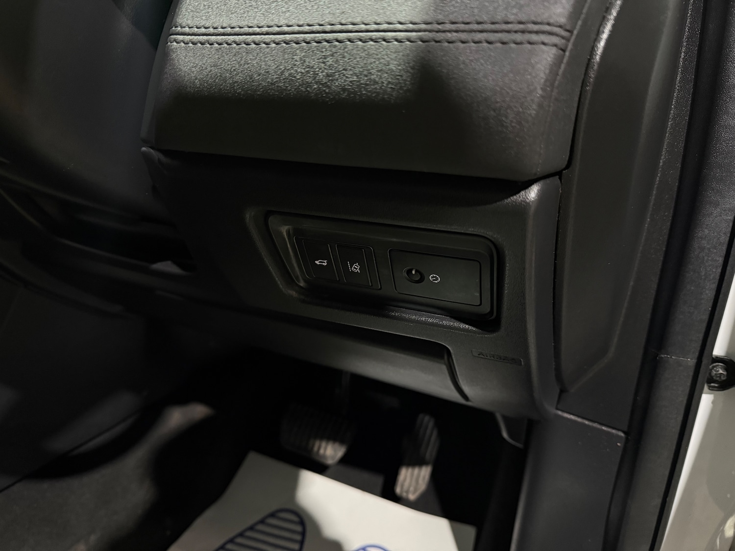 Used Land Rover Discovery Sport 2018 for sale - 77259072: Photo 33