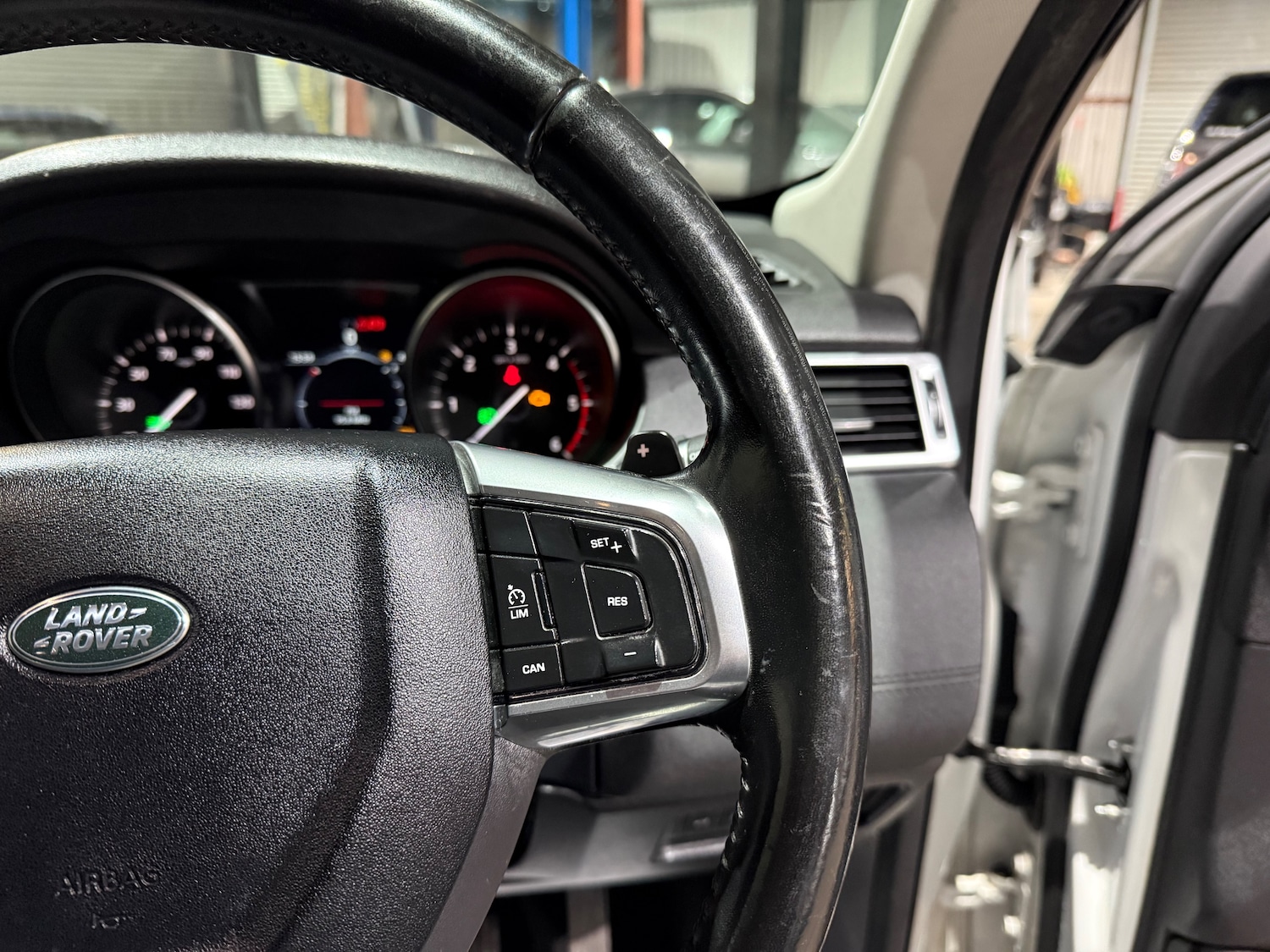 Used Land Rover Discovery Sport 2018 for sale - 77259072: Photo 36