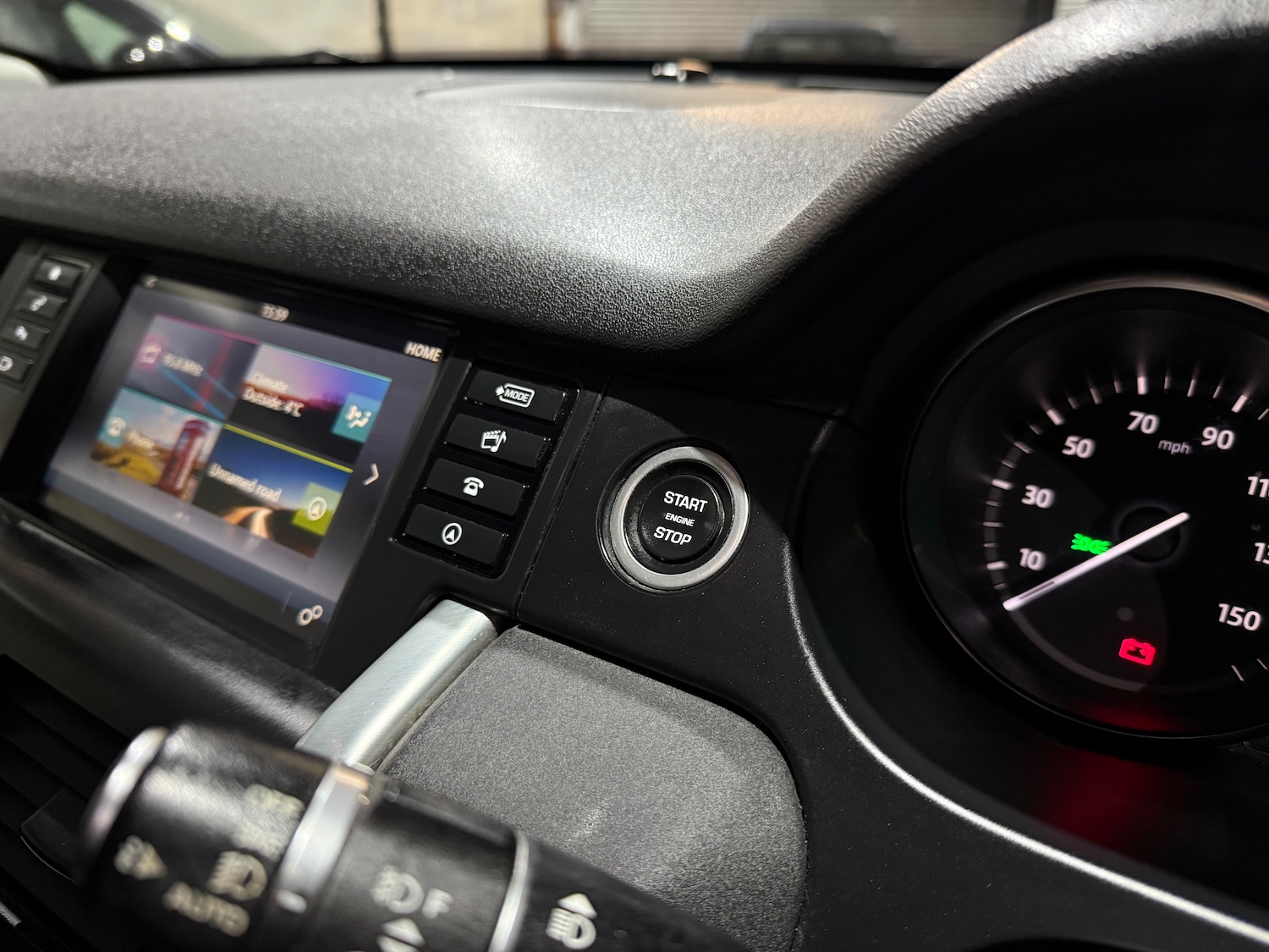 Used Land Rover Discovery Sport 2018 for sale - 77259072: Photo 40