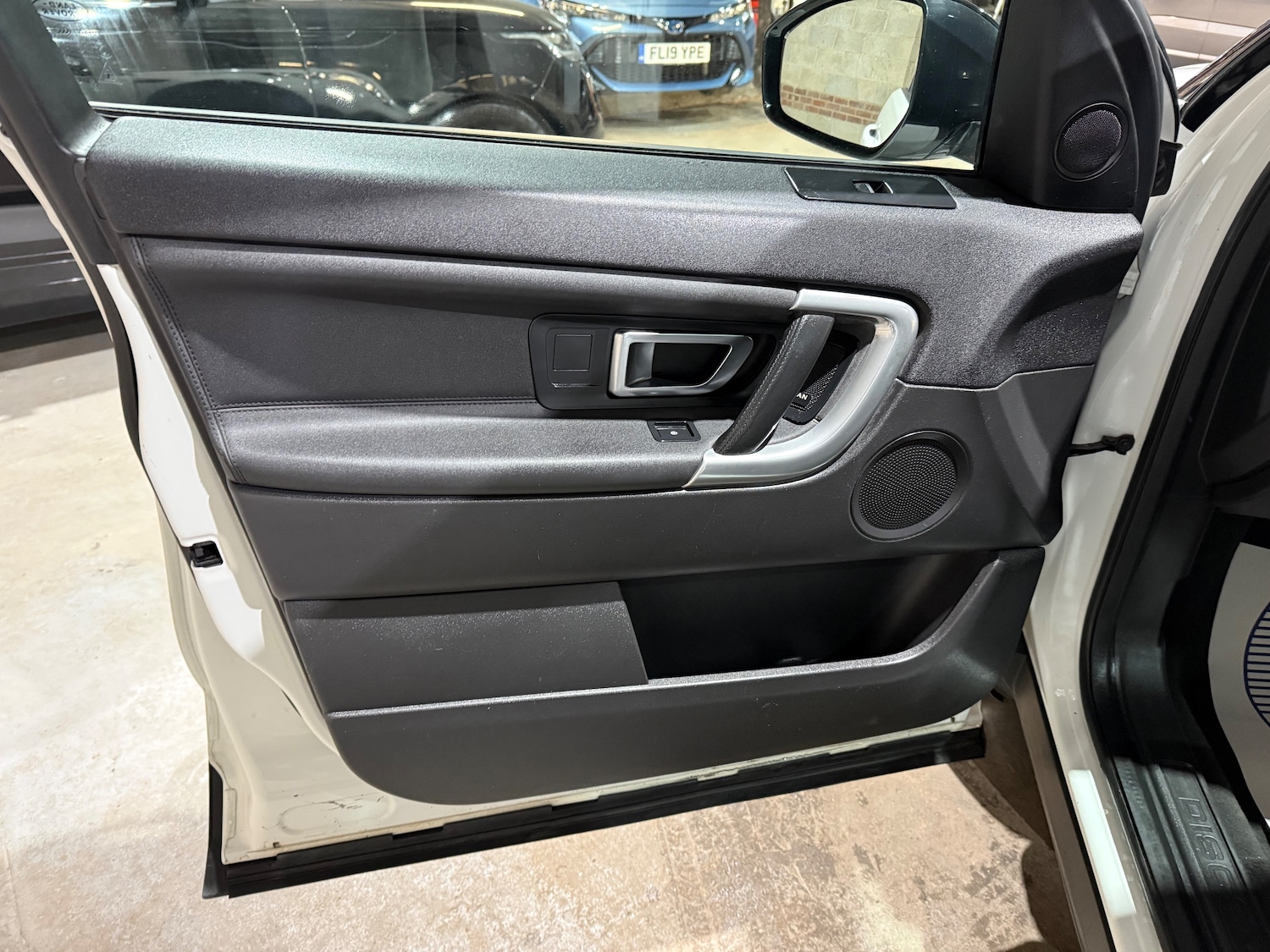 Used Land Rover Discovery Sport 2018 for sale - 77259072: Photo 7