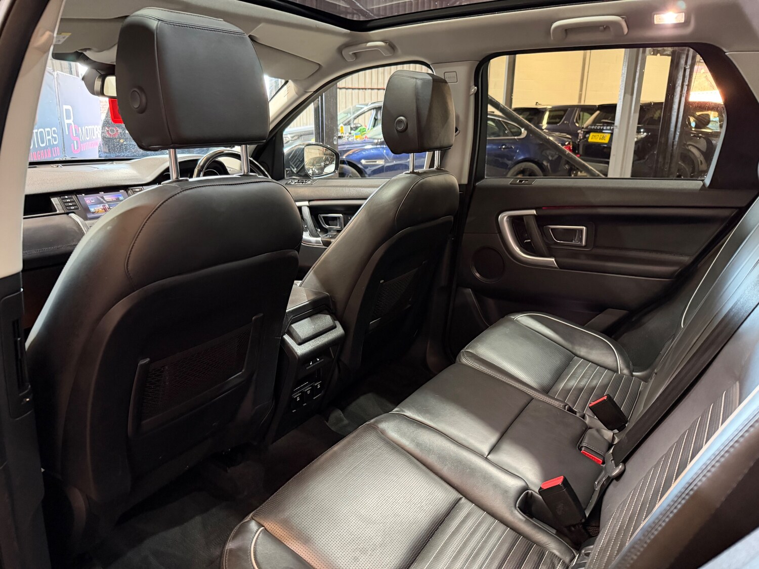 Used Land Rover Discovery Sport 2017 for sale - 78159170: Photo 15