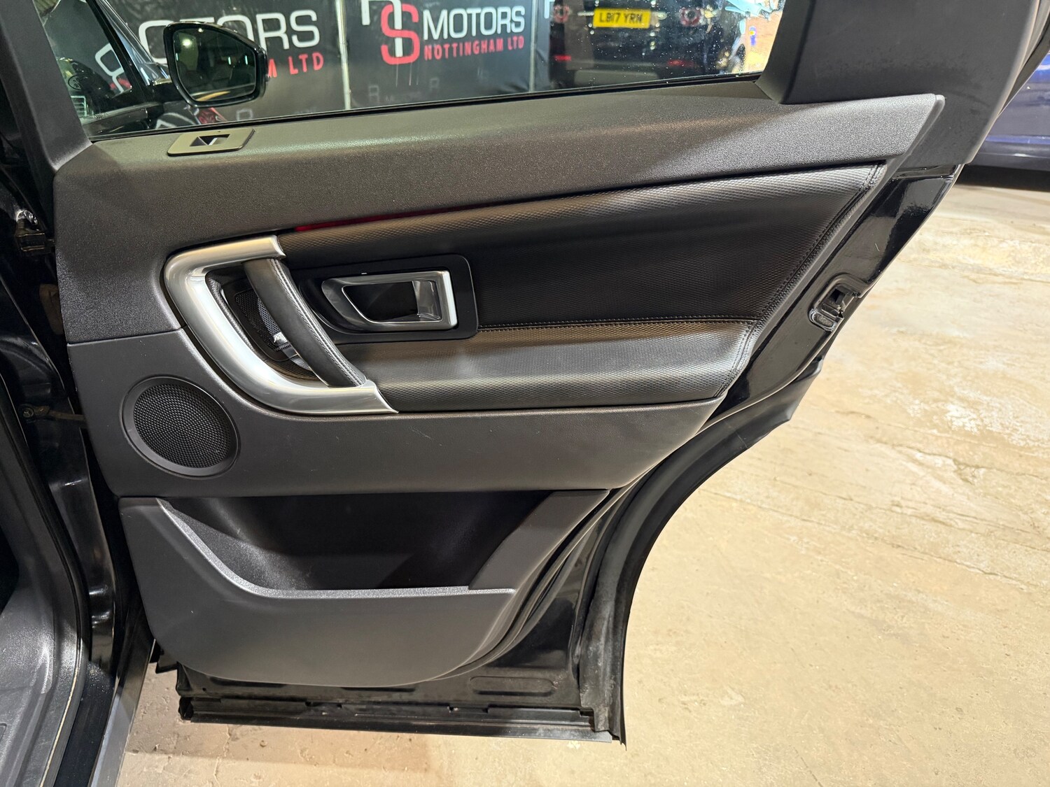 Used Land Rover Discovery Sport 2017 for sale - 78159170: Photo 23