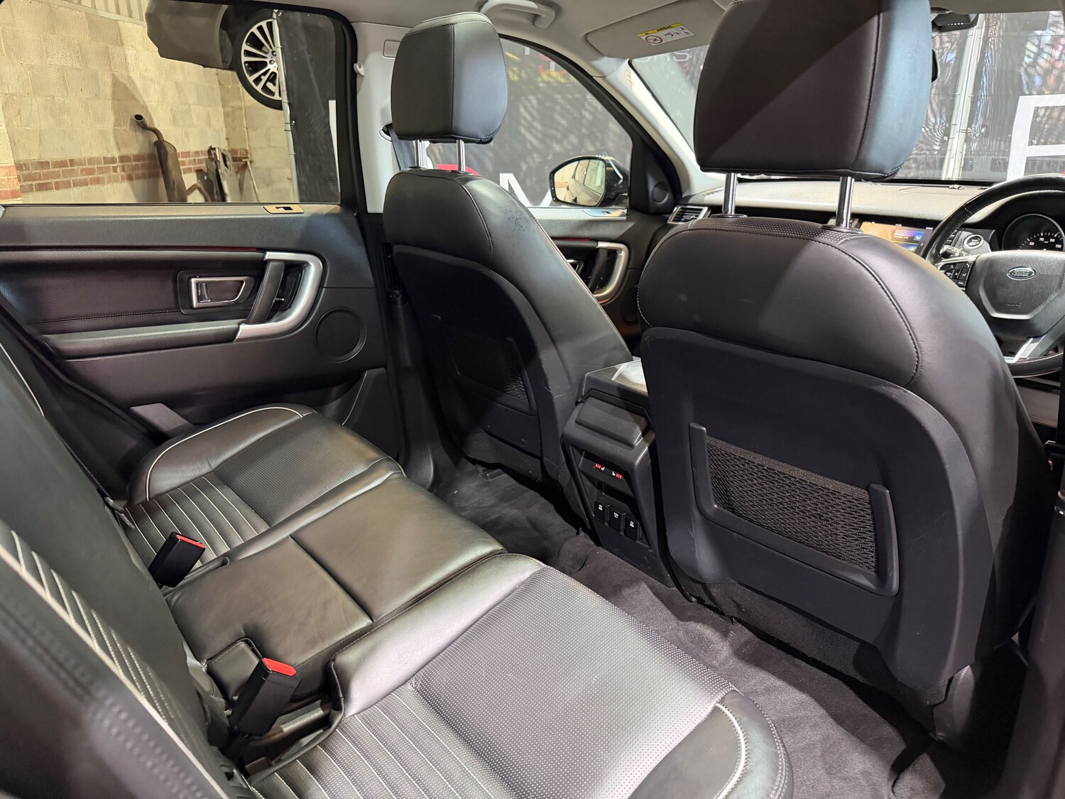 Used Land Rover Discovery Sport 2017 for sale - 78159170: Photo 24