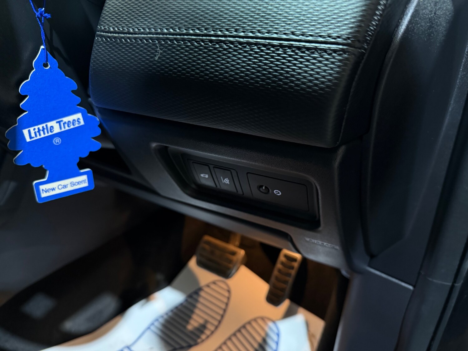 Used Land Rover Discovery Sport 2017 for sale - 78159170: Photo 29