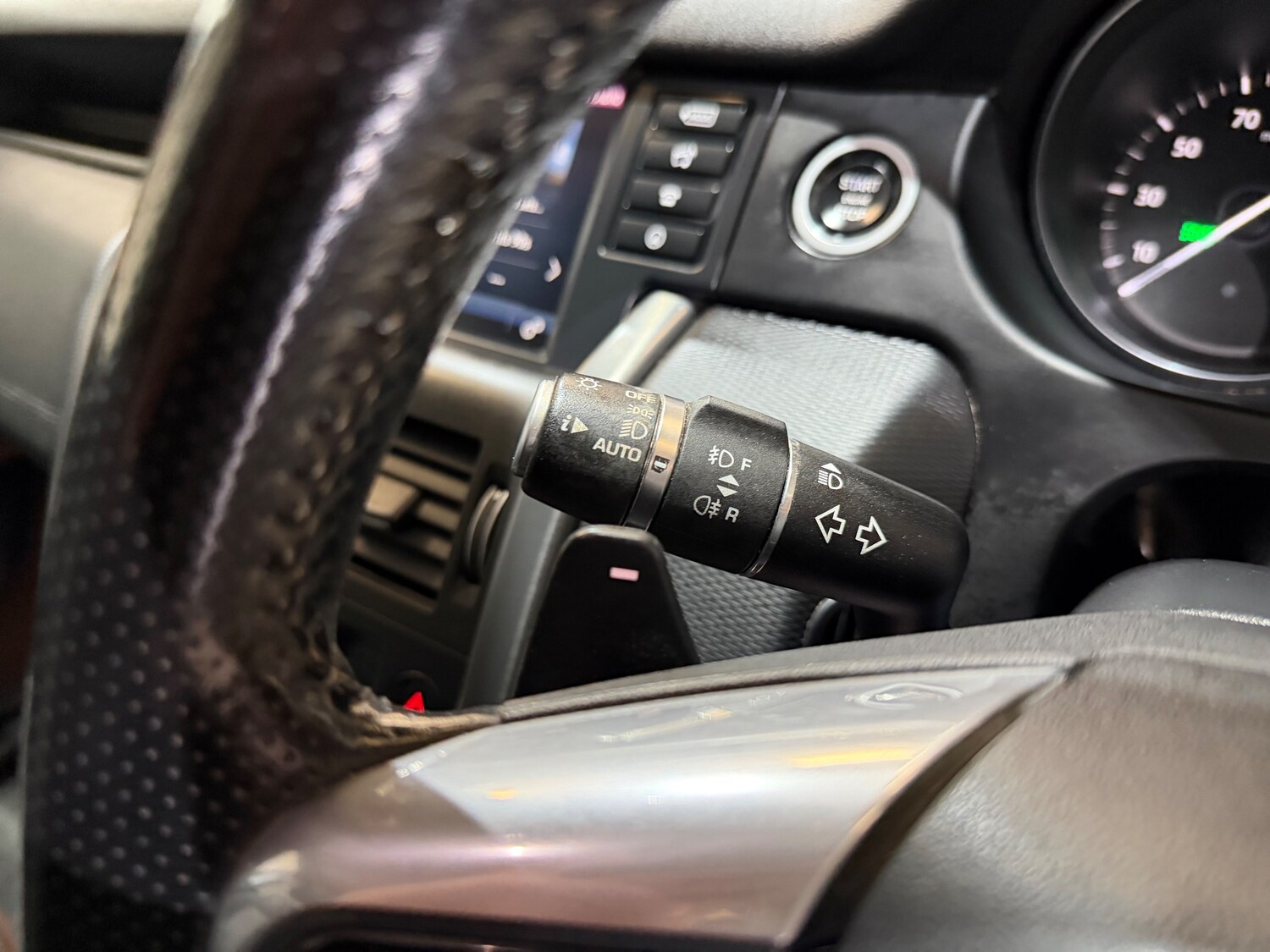 Used Land Rover Discovery Sport 2017 for sale - 78159170: Photo 38