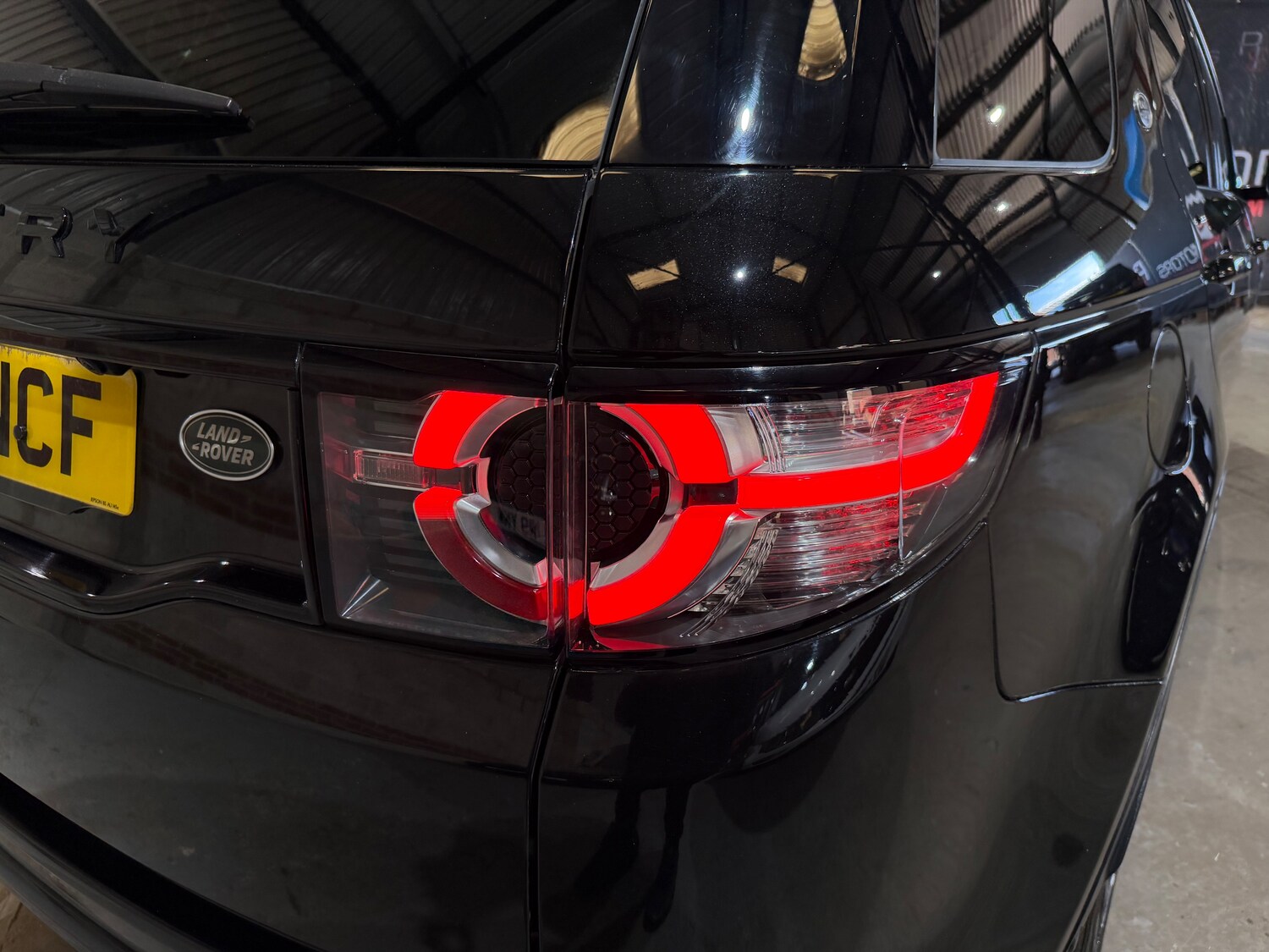 Used Land Rover Discovery Sport 2017 for sale - 78159170: Photo 51