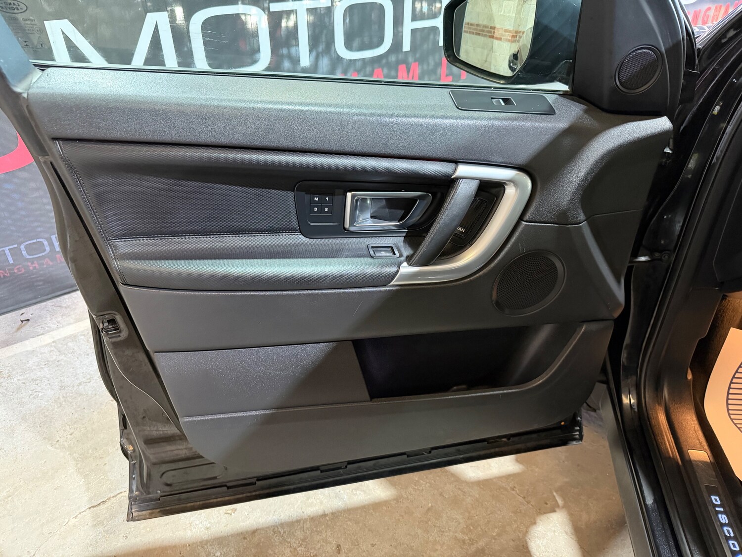 Used Land Rover Discovery Sport 2017 for sale - 78159170: Photo 7