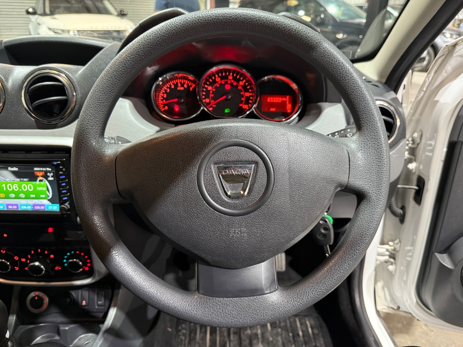 Used Dacia Duster 2014 for sale - 76143645: Photo 24