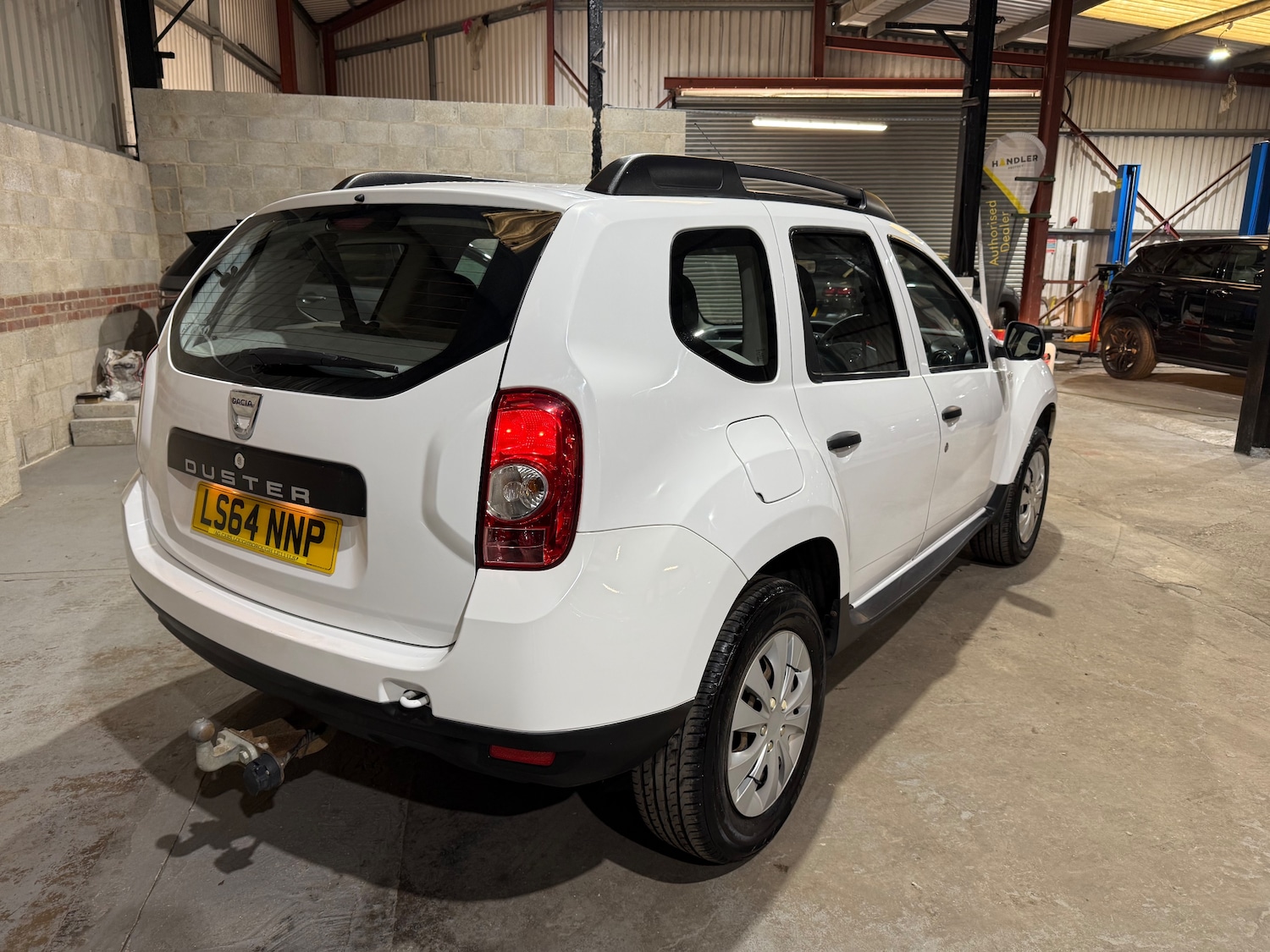 Used Dacia Duster 2014 for sale - 76143645: Photo 3