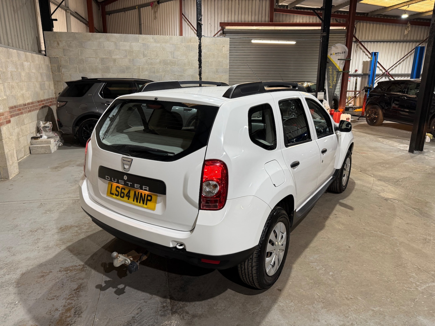 Used Dacia Duster 2014 for sale - 76143645: Photo 33