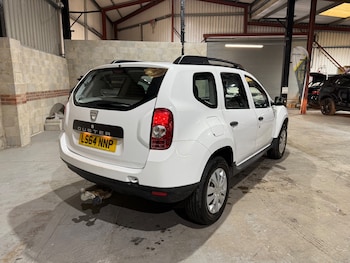 Used Dacia Duster 2014 for sale - 76143645: Photo 3
