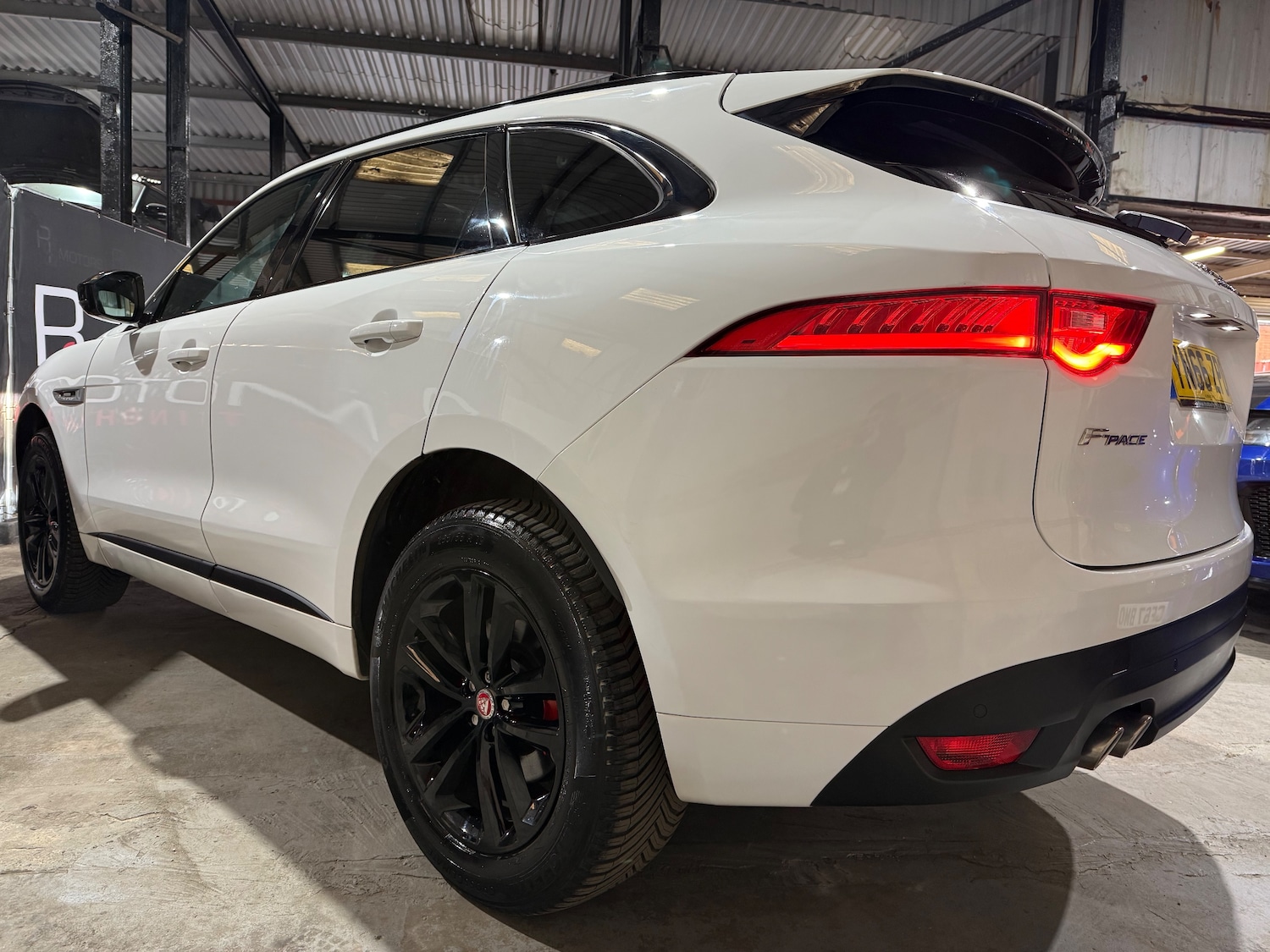Used Jaguar F-Pace 2016 for sale - 77813464: Photo 13