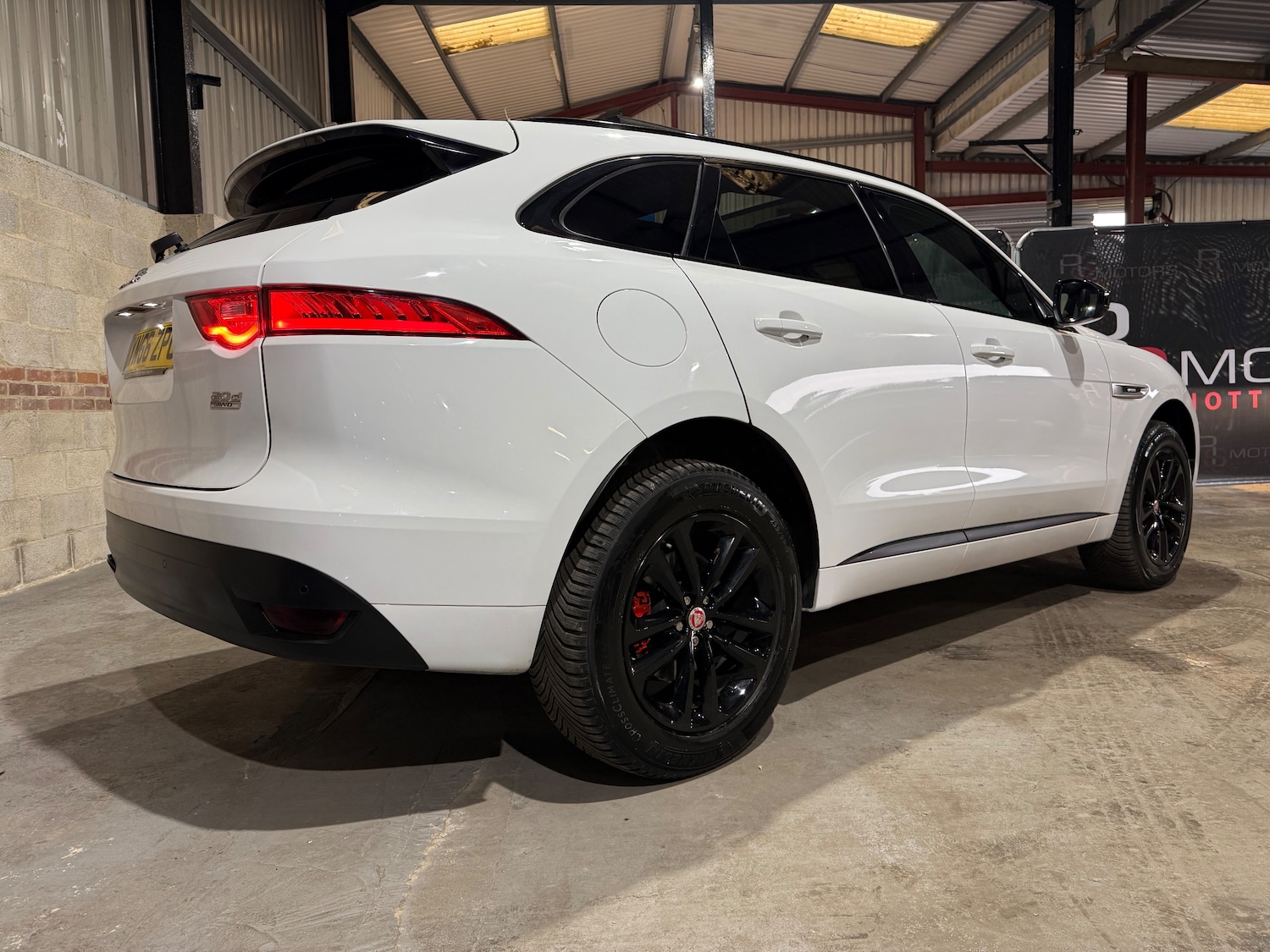 Used Jaguar F-Pace 2016 for sale - 77813464: Photo 16