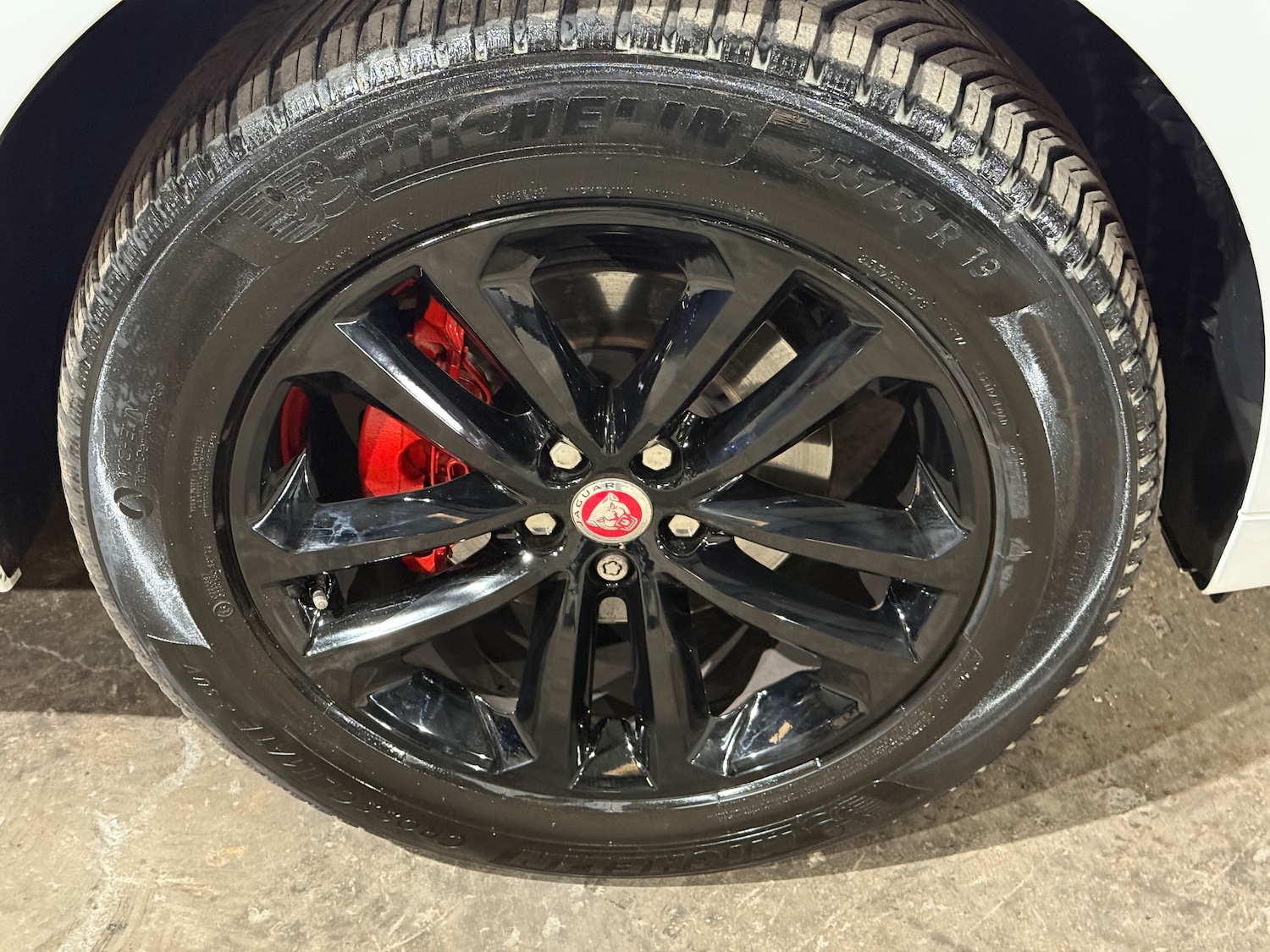 Used Jaguar F-Pace 2016 for sale - 77813464: Photo 18