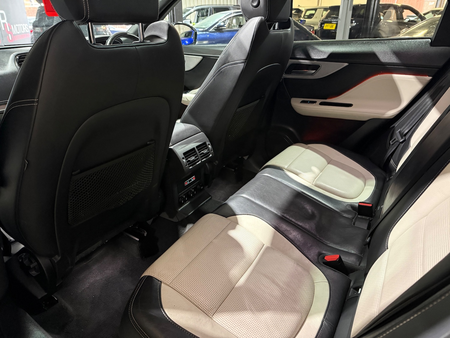 Used Jaguar F-Pace 2016 for sale - 77813464: Photo 25