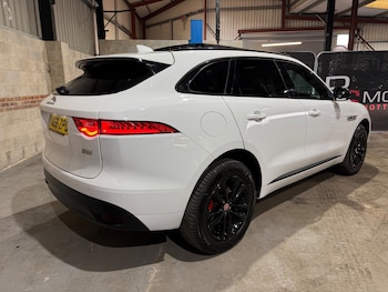 Used Jaguar F-Pace 2016 for sale - 77813464: Photo