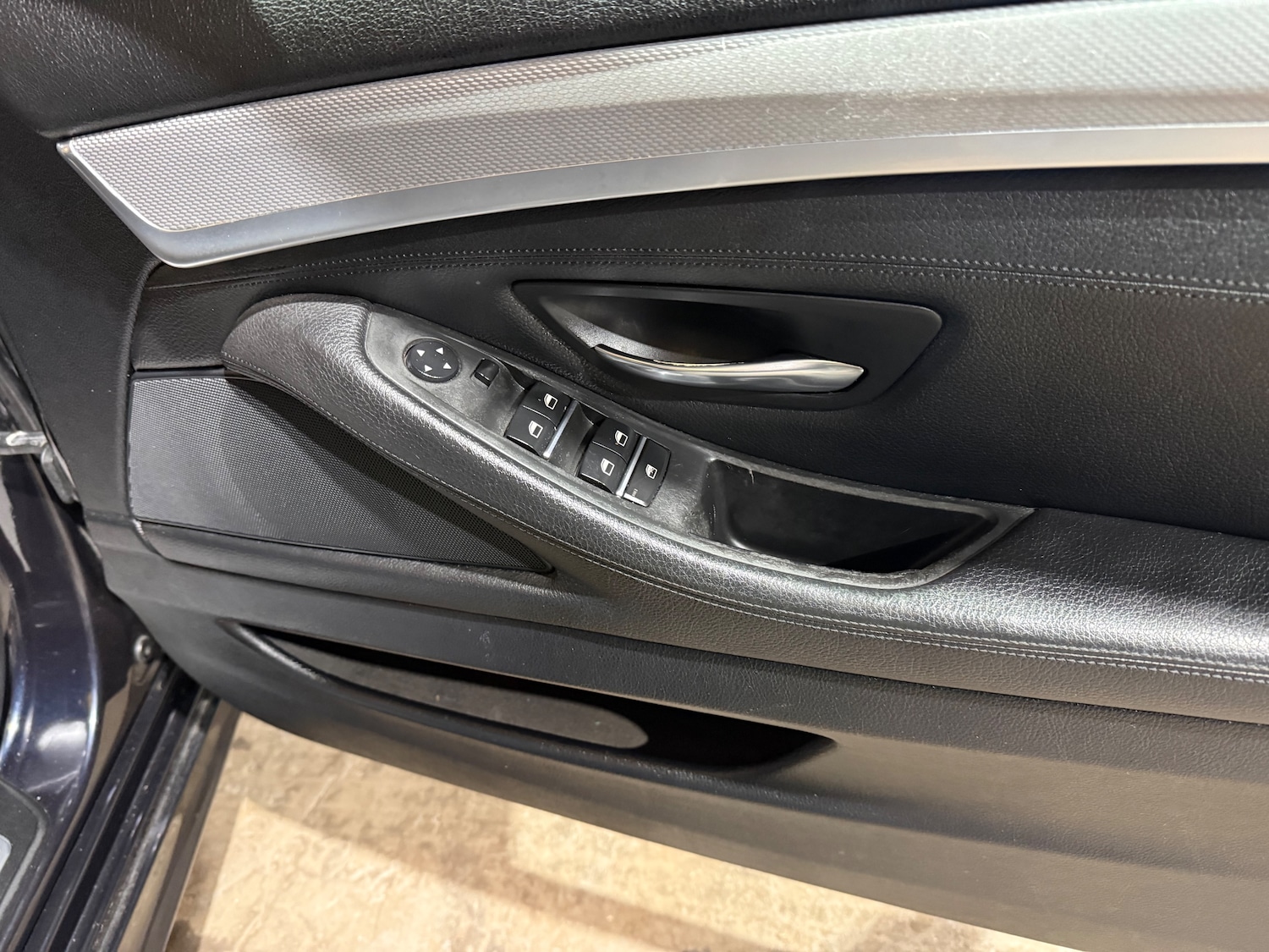 Used BMW 5 Series 2011 for sale - 77392278: Photo 21