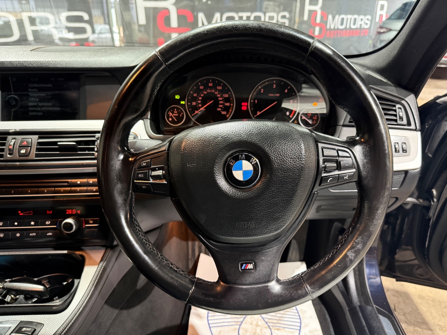 Used BMW 5 Series 2011 for sale - 77392278: Photo 27