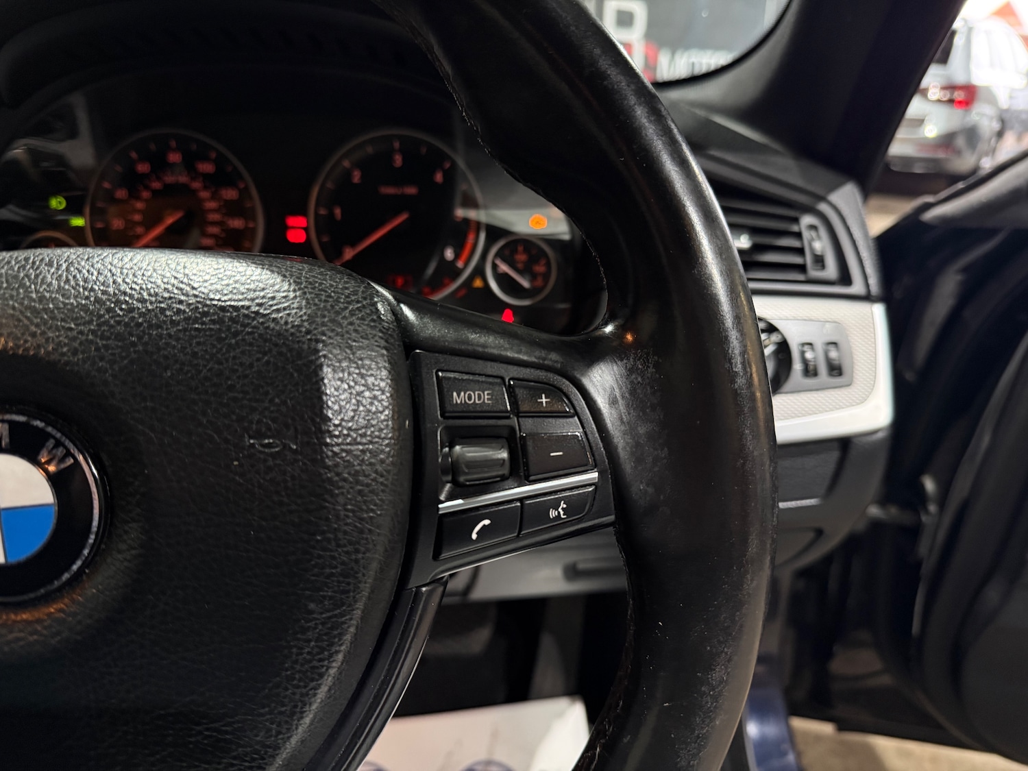 Used BMW 5 Series 2011 for sale - 77392278: Photo 29