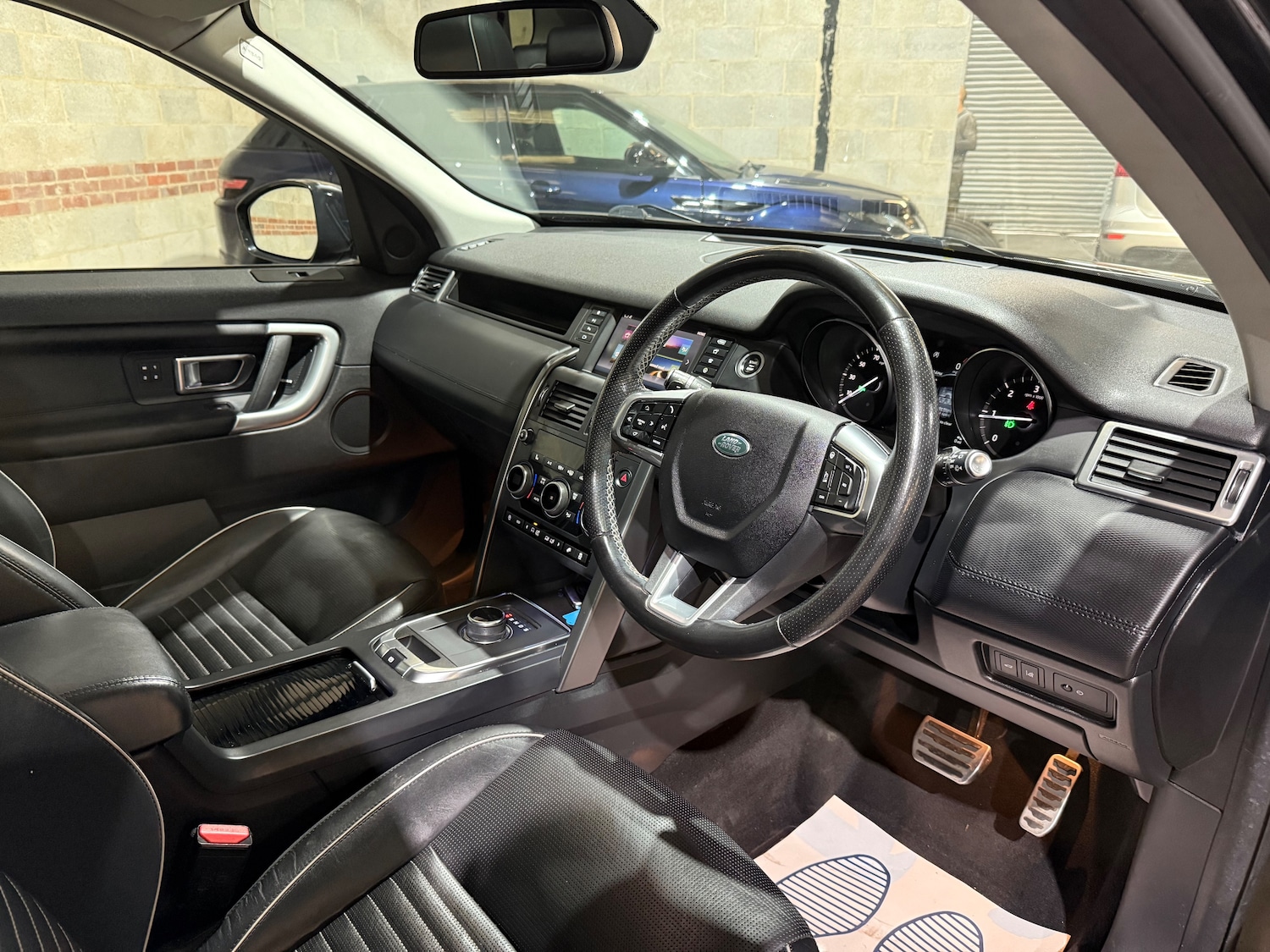 Used Land Rover Discovery Sport 2019 for sale - 76520205: Photo 28