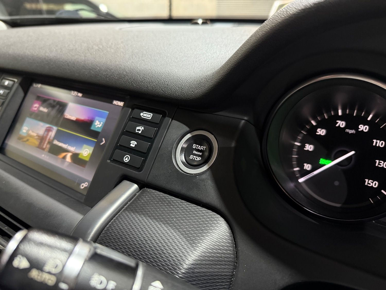 Used Land Rover Discovery Sport 2019 for sale - 76520205: Photo 38