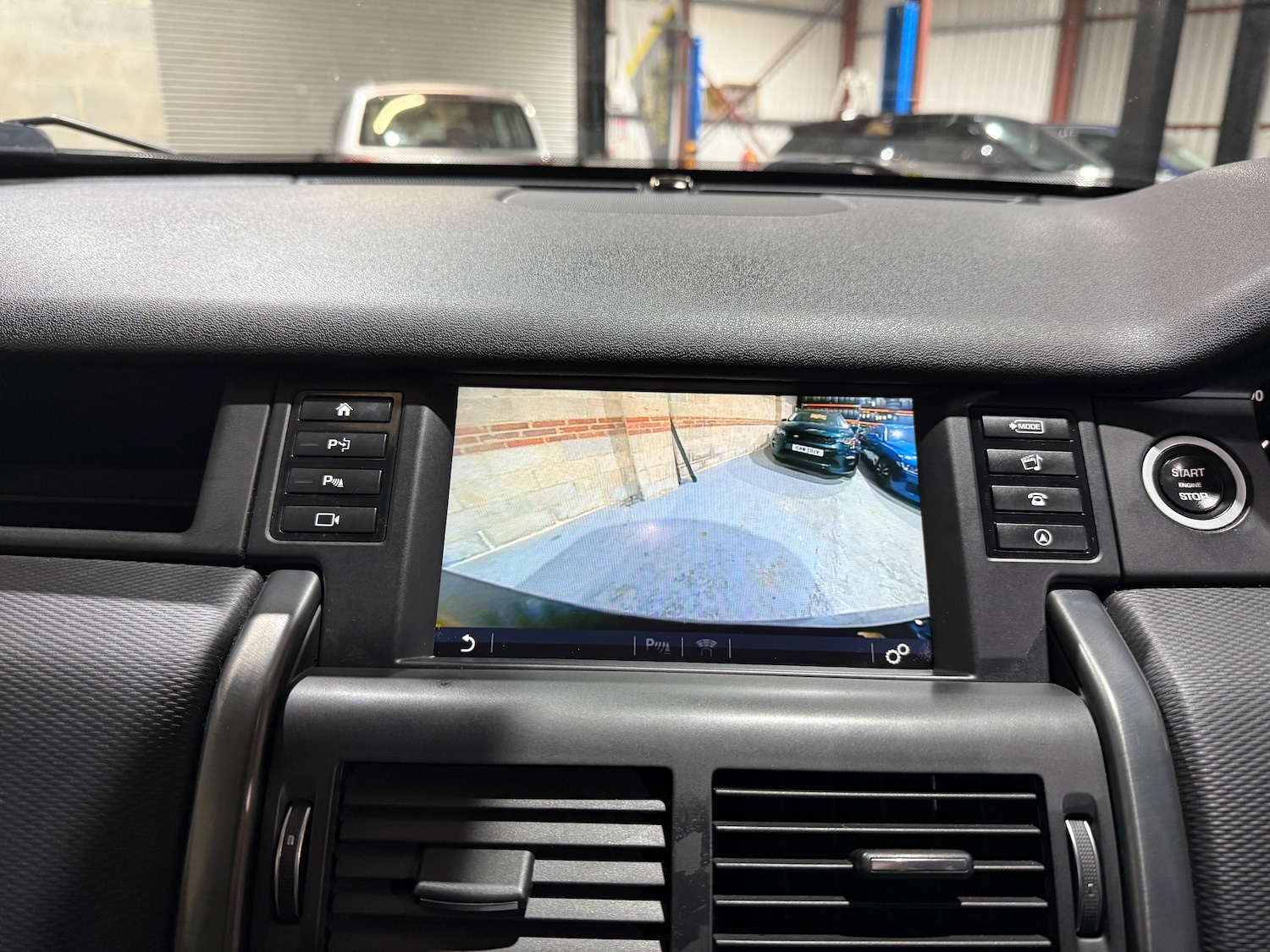 Used Land Rover Discovery Sport 2019 for sale - 76520205: Photo 44