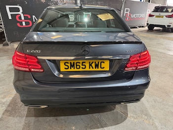 Used Mercedes-Benz E Class 2015 for sale - 79555669: Photo