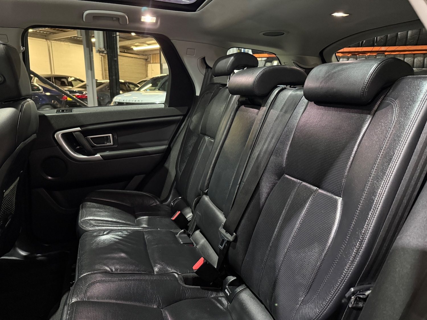 Used Land Rover Discovery Sport 2017 for sale - 76931718: Photo 15