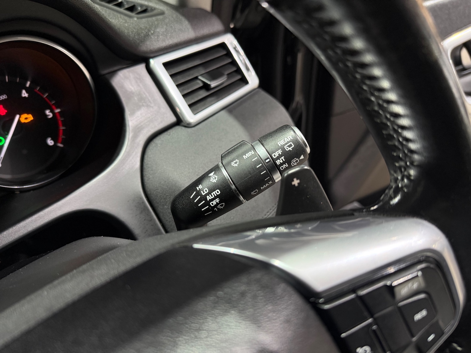 Used Land Rover Discovery Sport 2017 for sale - 76931718: Photo 35