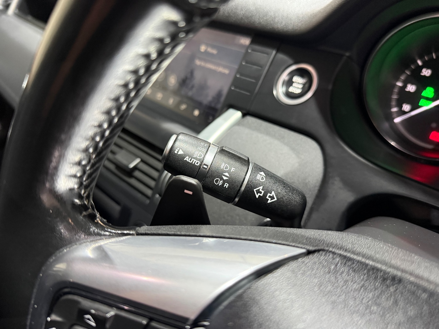 Used Land Rover Discovery Sport 2017 for sale - 76931718: Photo 36