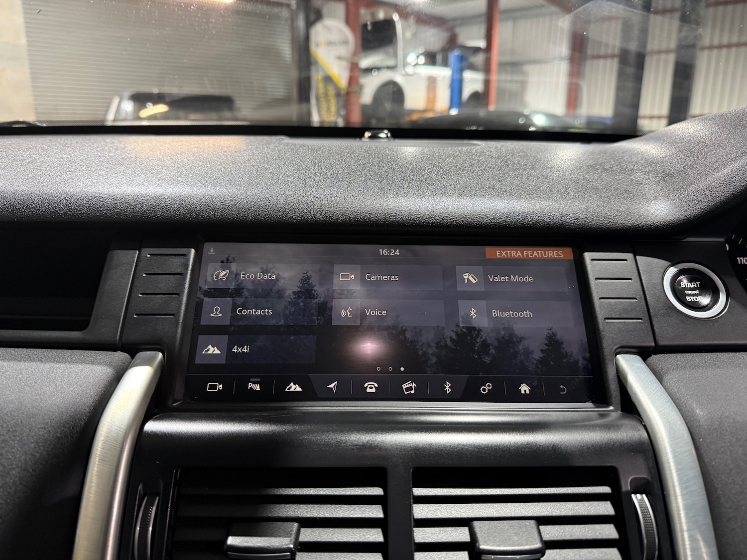 Used Land Rover Discovery Sport 2017 for sale - 76931718: Photo 39