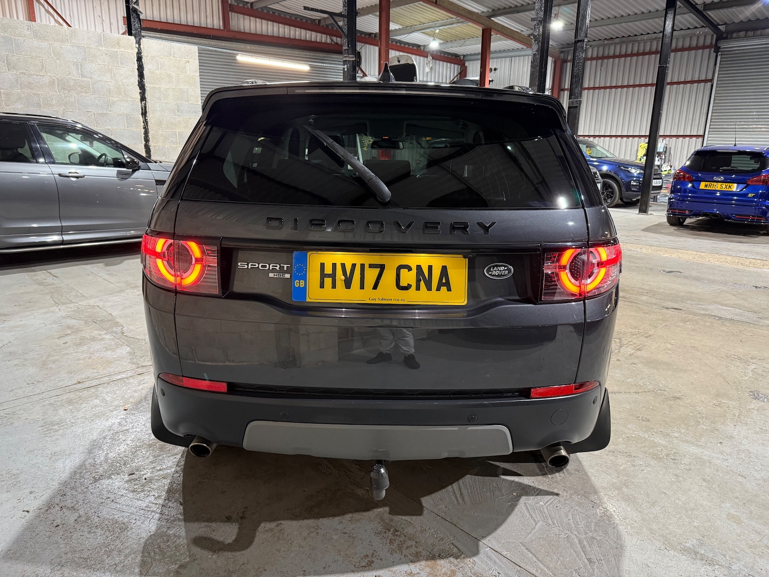 Used Land Rover Discovery Sport 2017 for sale - 76931718: Photo 4