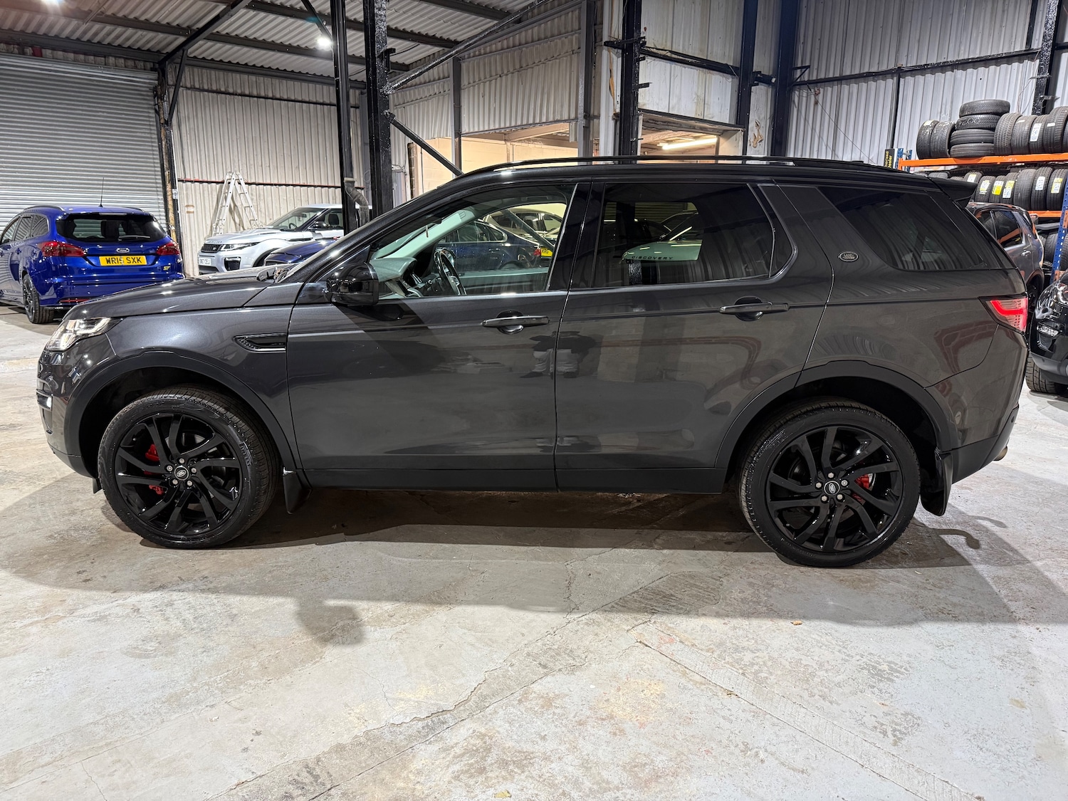 Used Land Rover Discovery Sport 2017 for sale - 76931718: Photo 5