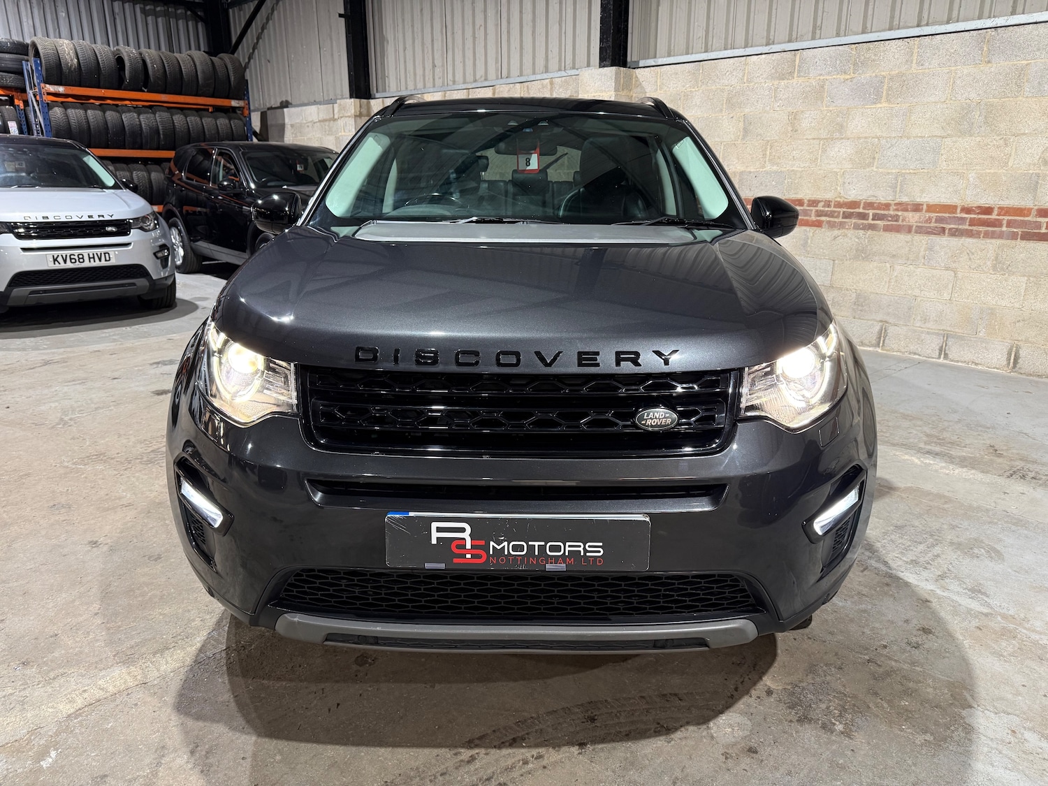 Used Land Rover Discovery Sport 2017 for sale - 76931718: Photo 6