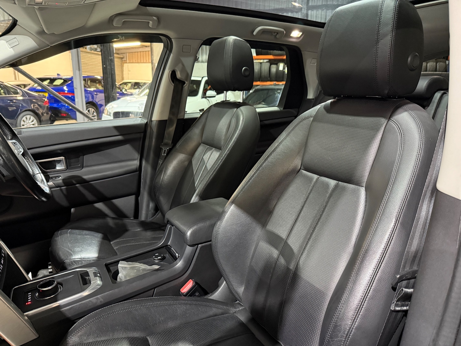 Used Land Rover Discovery Sport for sale - 76477468: Photo 11