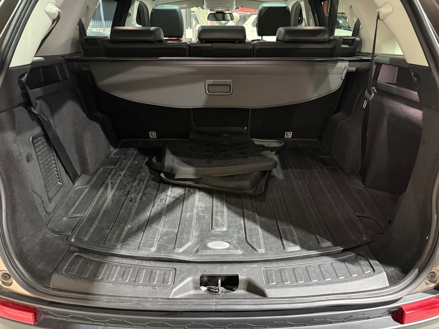 Used Land Rover Discovery Sport for sale - 76477468: Photo 17