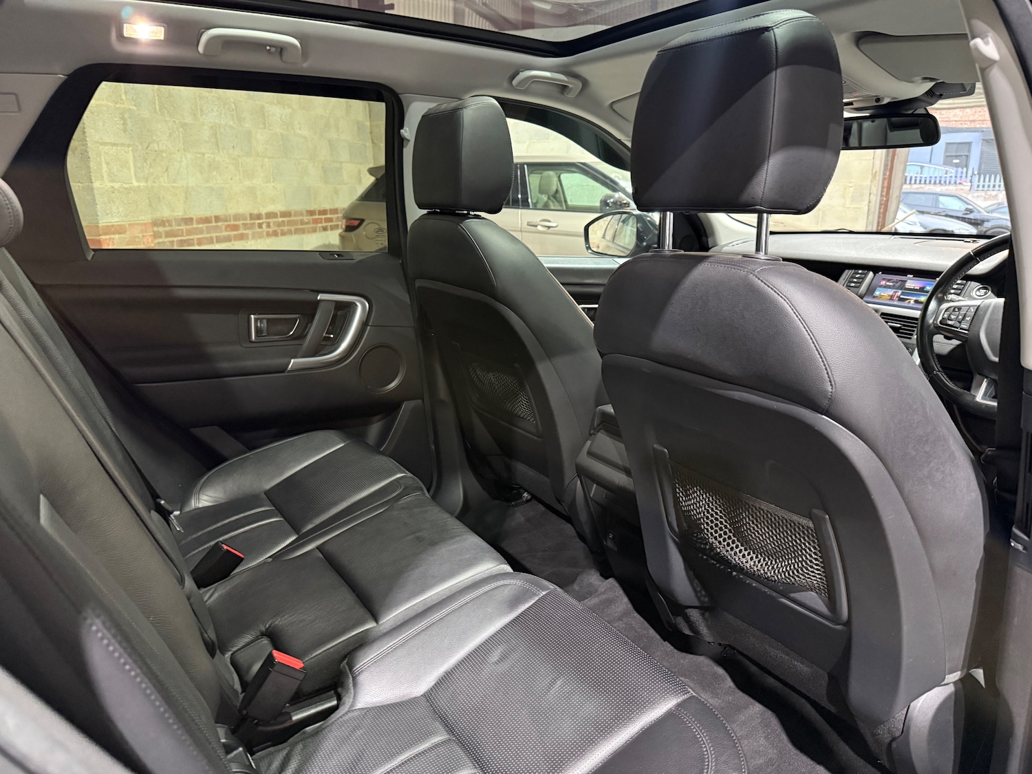 Used Land Rover Discovery Sport for sale - 76477468: Photo 21